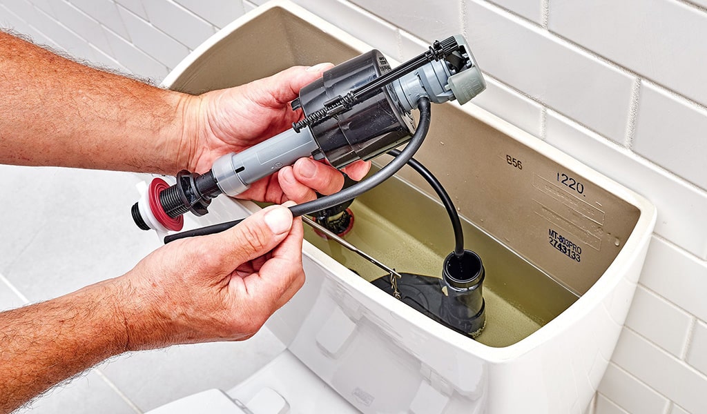 Как поменять арматуру в бачке унитаза